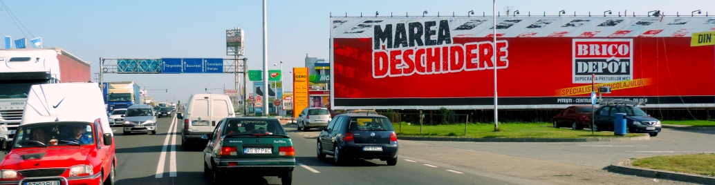 Panou-Publicitar-Van-Berry1